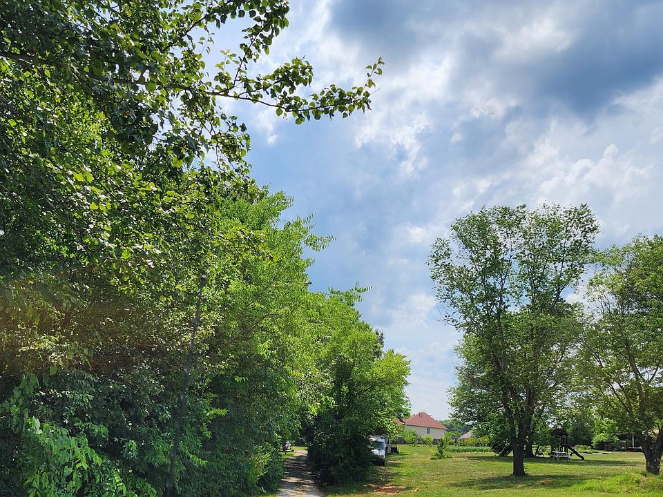 1st image of 1017 Catlett Rd
