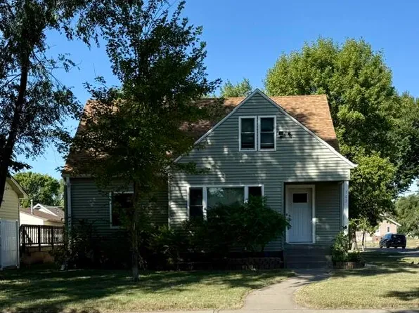 302 S Harrison St, Aberdeen, SD 57401