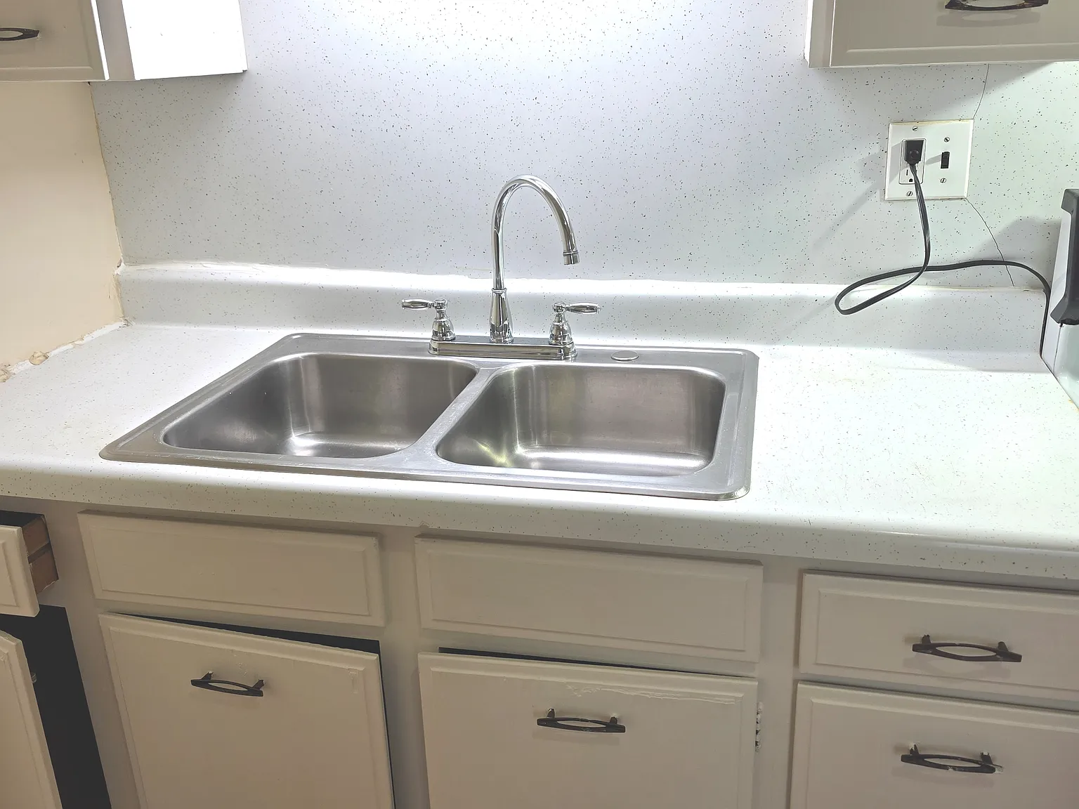 2 bed, $1,300 — Photo 3