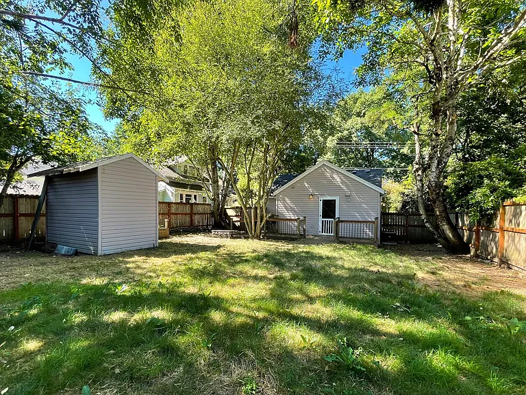 2320 N Kilpatrick St — Photo 22