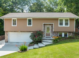 527 Spring Crest Ln, Hixson, TN 37343