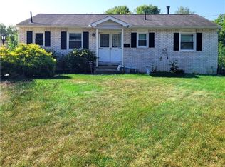 814 Oakwood St SE, North Canton, OH