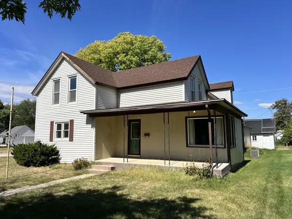 221 W Willow St, Pierce, NE 68767
