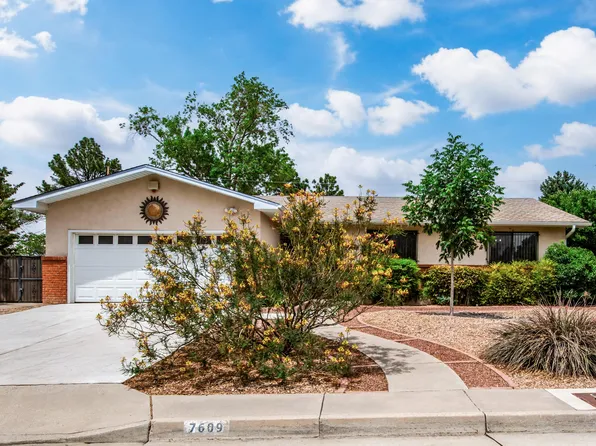 7609 Summer Ave NE, Albuquerque, NM 87110