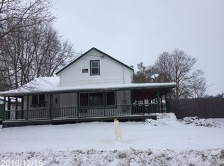 210 E 2nd St, Galien, MI 49113