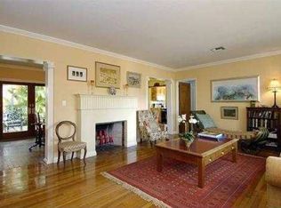 615 NE 17th Way, Fort Lauderdale, FL 33304