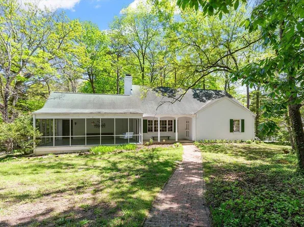 803 Old Mill Rd, Chapel Hill, NC 27514