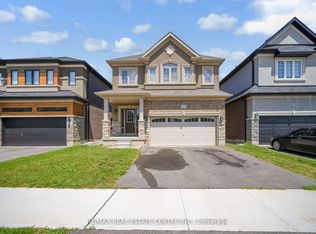16 Flagg Ave, Brant, ON N3L 0K1