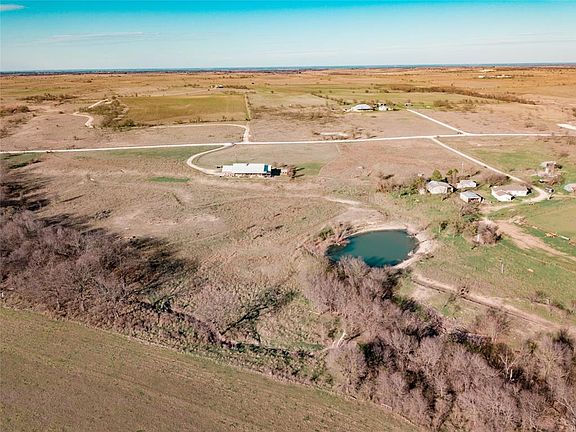 3rd image of 1340 County Road 621