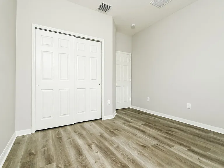 8204 Belle Grove Ct — Photo 12