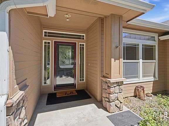 3rd image of 2208 W Kelly Creek Dr