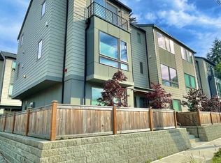 18016 7th Ave NE #C, Seattle, WA 98155