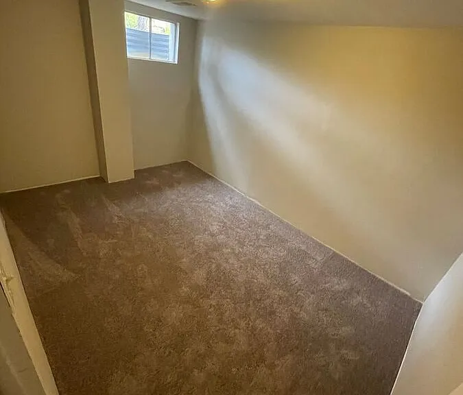640 E Easter Ave — Photo 30