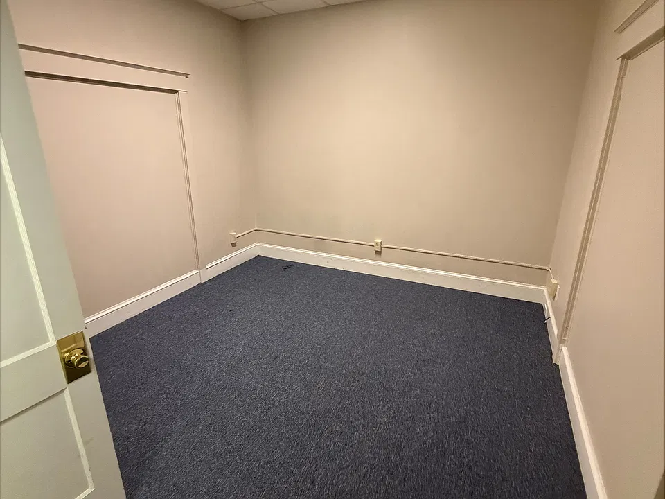 4 West Ave #4