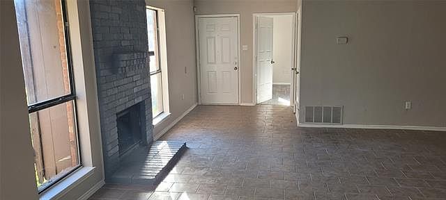 2nd image of 6725 Glenbrook Ln #6727