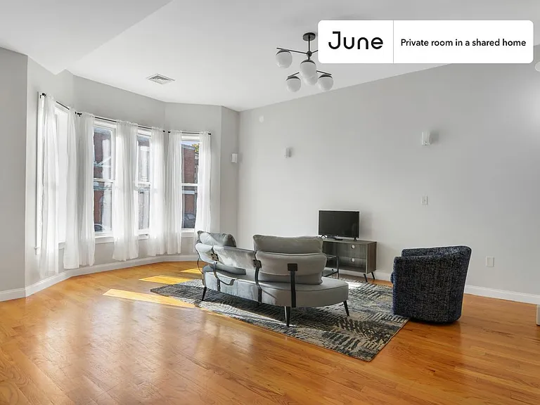 48 Dudley Pl #D — Photo 3