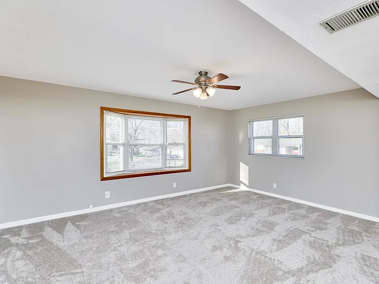 3204 Bristol Hall Dr — Photo 24
