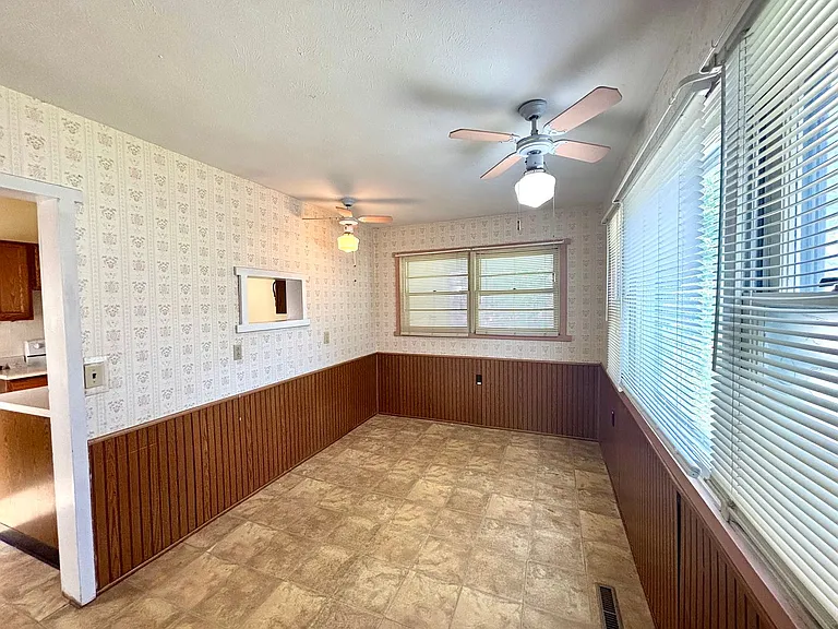 1619 Pierre St #A — Photo 8