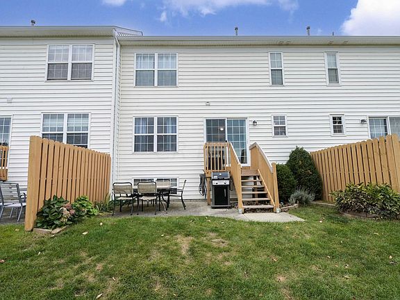 3rd image of 5800 Aristides Way #9