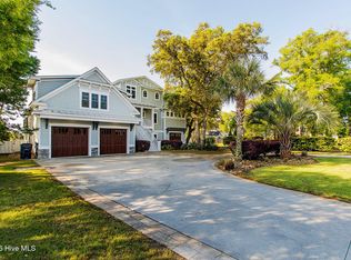 502 Shoreline Dr E, Sunset Beach, NC 28468