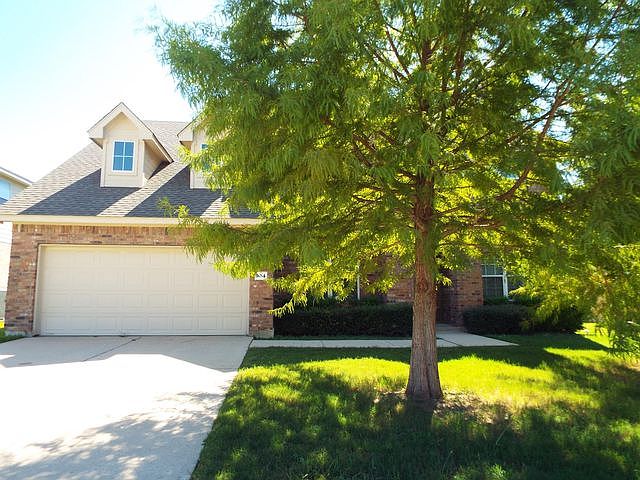 1st image of 104 Justin Leonard Dr