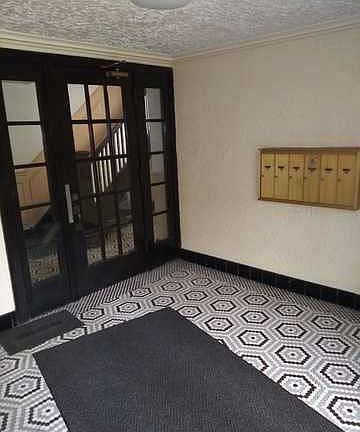 2nd image of 6511 N Mozart St #A