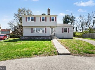1701 Harmon Rd, Conshohocken, PA