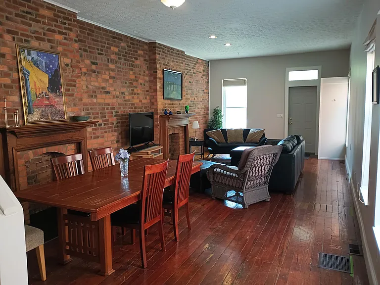 820 Kerr St — Photo 4