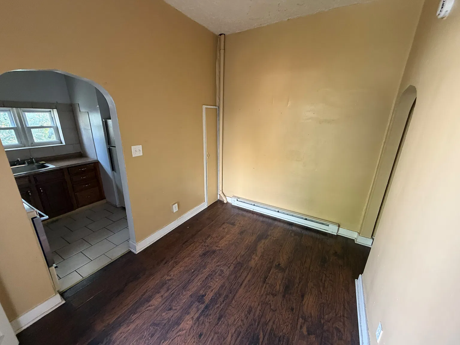 1 bed, $1,100 — Photo 1