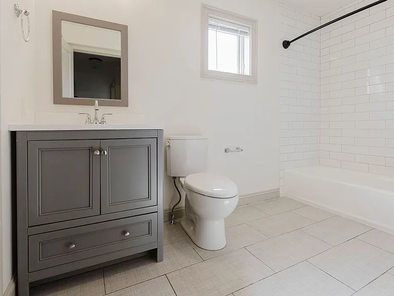 2599 Washington St — Photo 21
