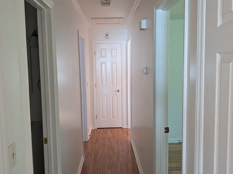 959 Foxborough Rd — Photo 19