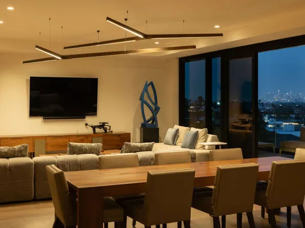 8420 Sunset Blvd #602, West Hollywood, CA 90069
