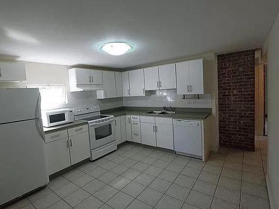 3rd image of 13 River St #13A