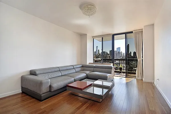 Rented by Corcoran | media 20