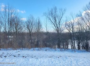 L5 Kendall Ct, Altamont, NY 12009