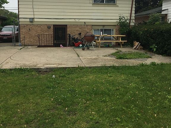 3rd image of 14346 Lincoln Ave