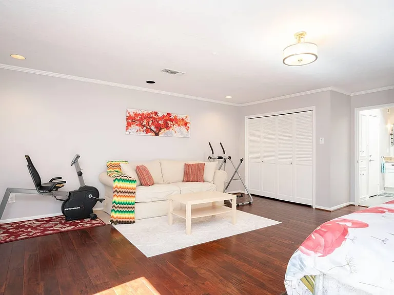 2214 Welch St — Photo 14