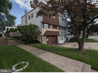 2797 Welsh Rd, Philadelphia, PA 19152