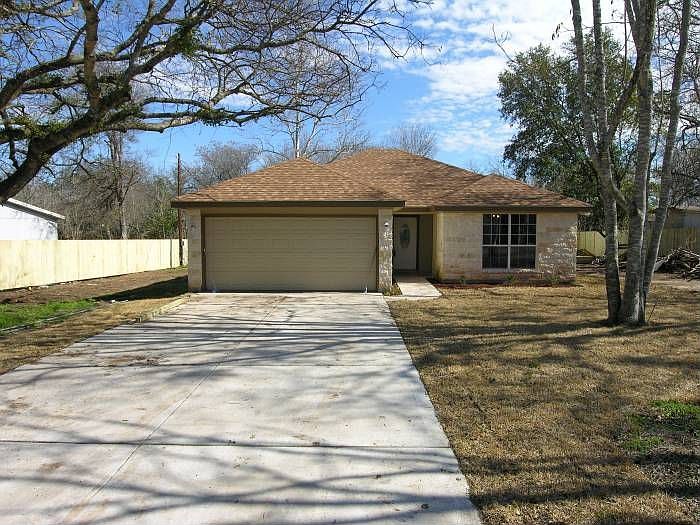 1st image of 8507 Yaupon Springs Cir