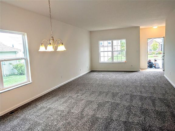 2nd image of 1740 Jessica Dr