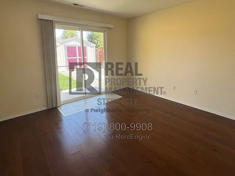 2914 Acero Ave — Photo 4
