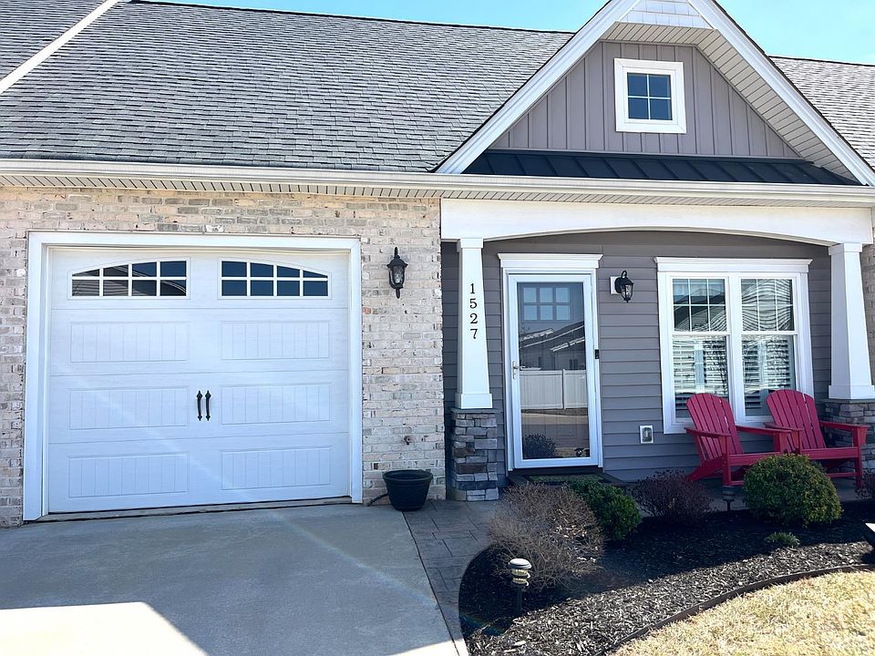 1st image of 1527 Helmsdale Dr