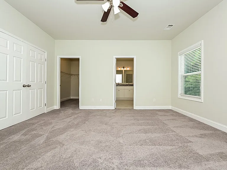 127 Hunts Mill Cir — Photo 9