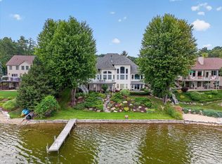 16048 Pine Bluff Ct, Fenton, MI 48430