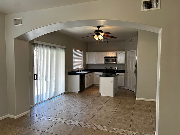 3rd image of 3022 W Ferruccio Pl
