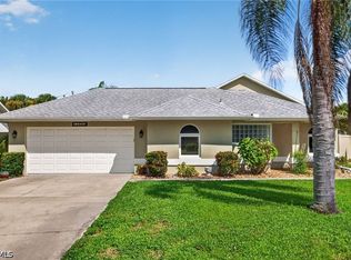 13690 Willow Bridge Dr, North Fort Myers, FL 33903