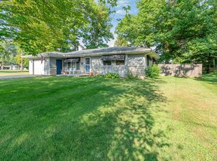 1055 Curwood Rd, Saginaw, MI 48609