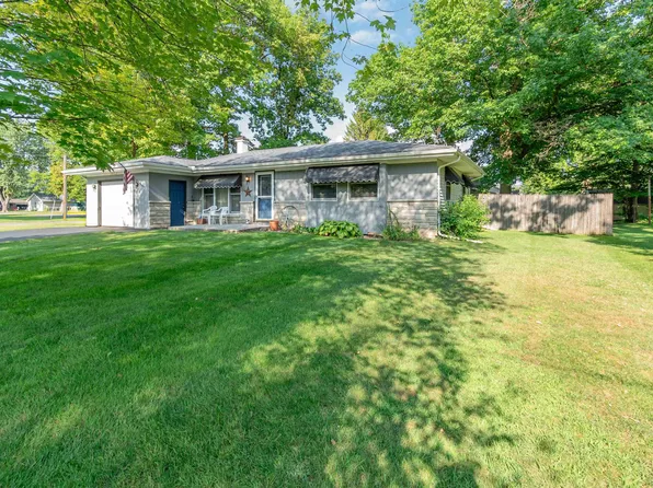 1055 Curwood Rd, Saginaw, MI 48609