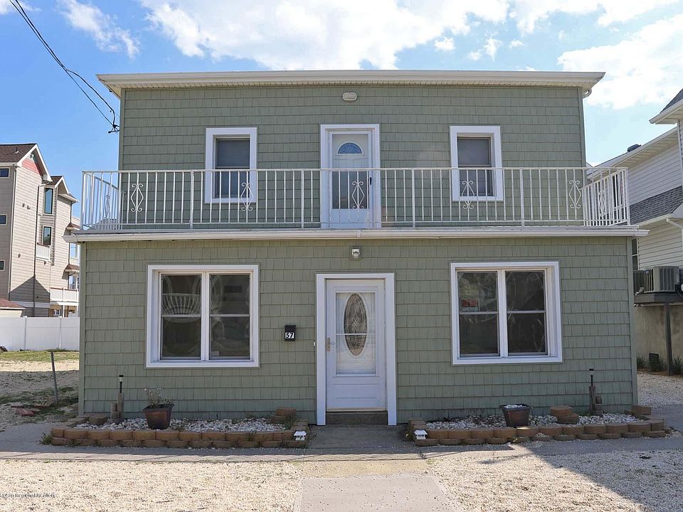 1st image of 57 Fielder Ave