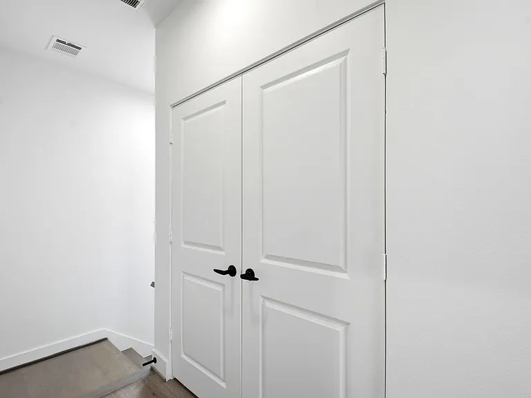 7709 Earl Rudder Way — Photo 47